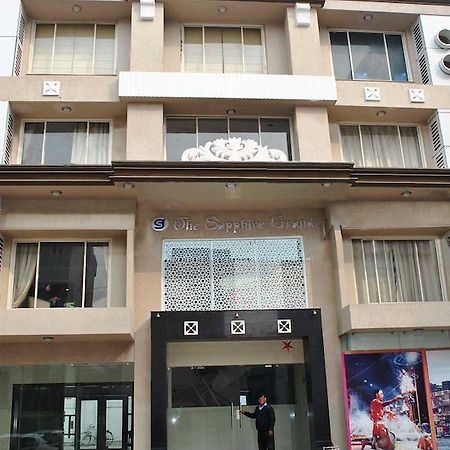 萨菲尔格兰德酒店 瓦拉纳西 外观 照片